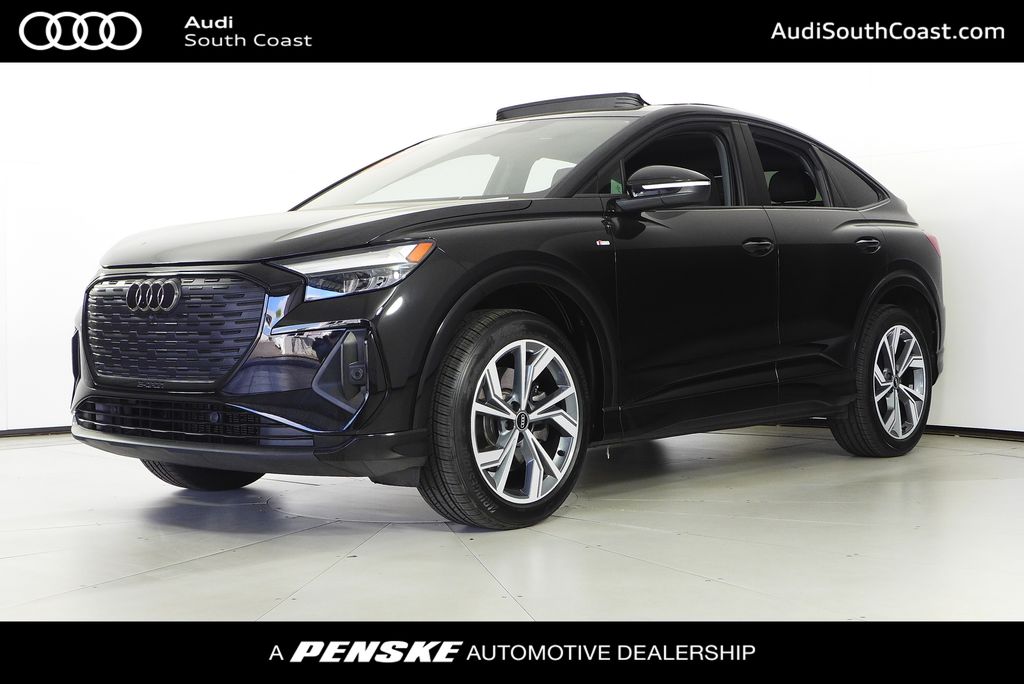 Thumbnail: 2023 Audi Q4 e-tron - 1