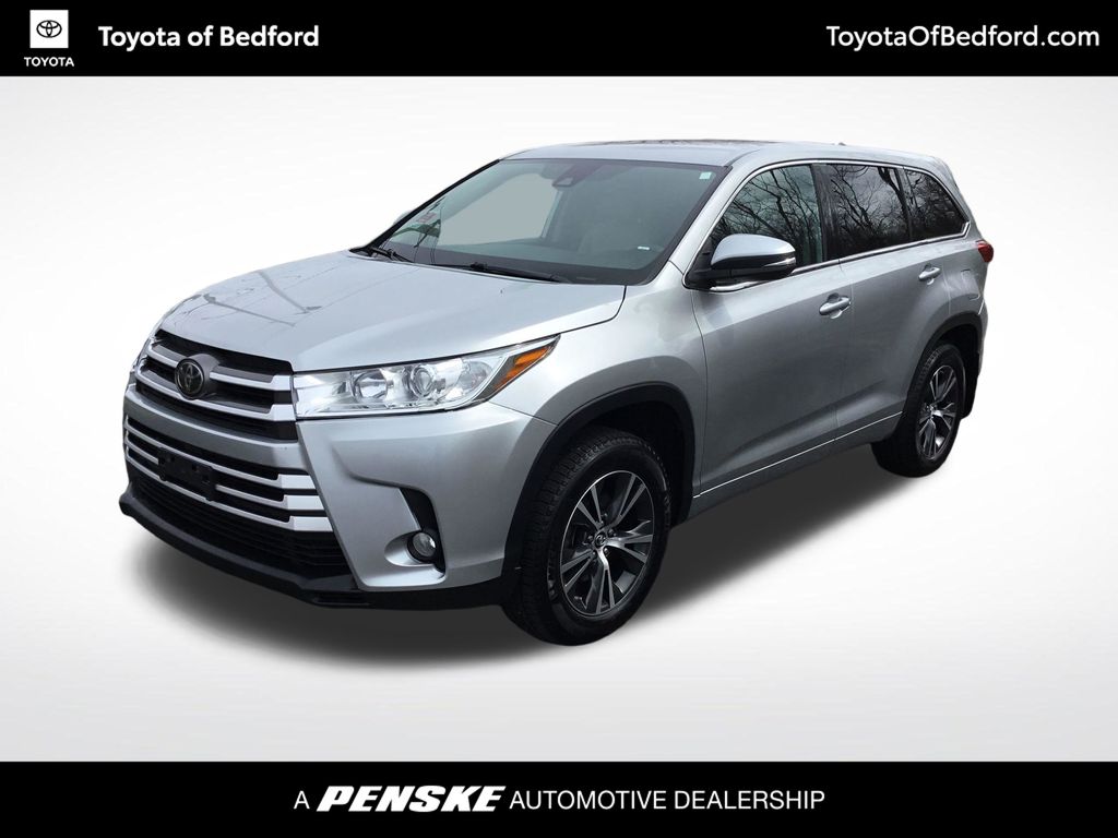 Celestial Silver Metallic 2018 Toyota Highlander LE Plus AWD SUV / Crossover All-Wheel Drive 8-Speed Automatic