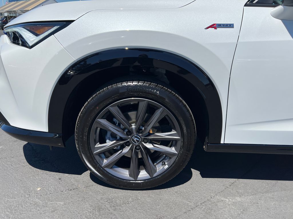 Thumbnail: 2025 Acura ADX - 5