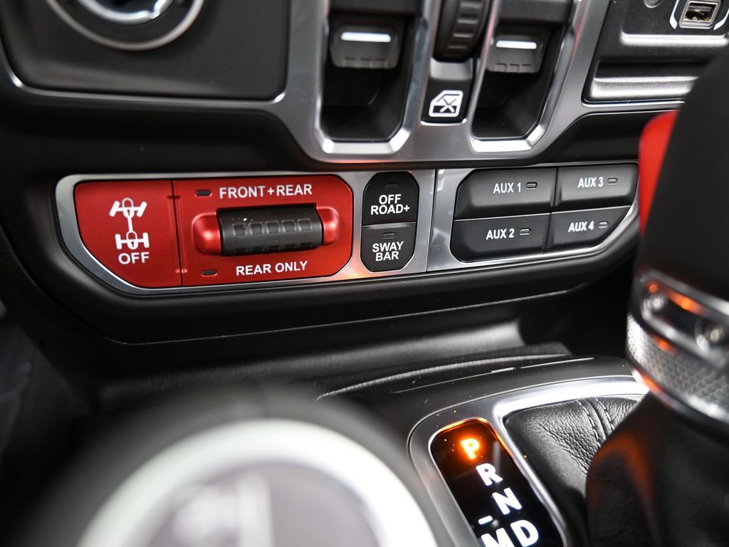 New 2026 Bright White Clearcoat Jeep Rubicon image 19