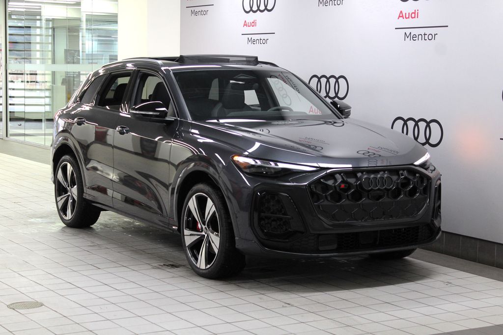 Thumbnail: 2025 Audi SQ5 - 8