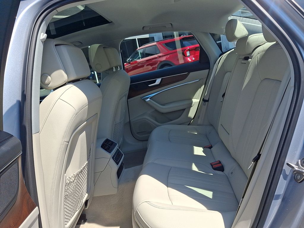 Thumbnail: 2023 Audi A6 - 10