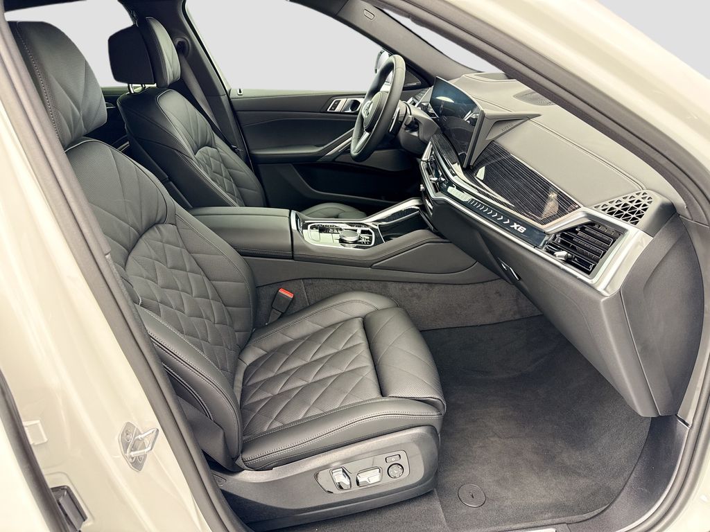Thumbnail: 2026 BMW X6 - 19