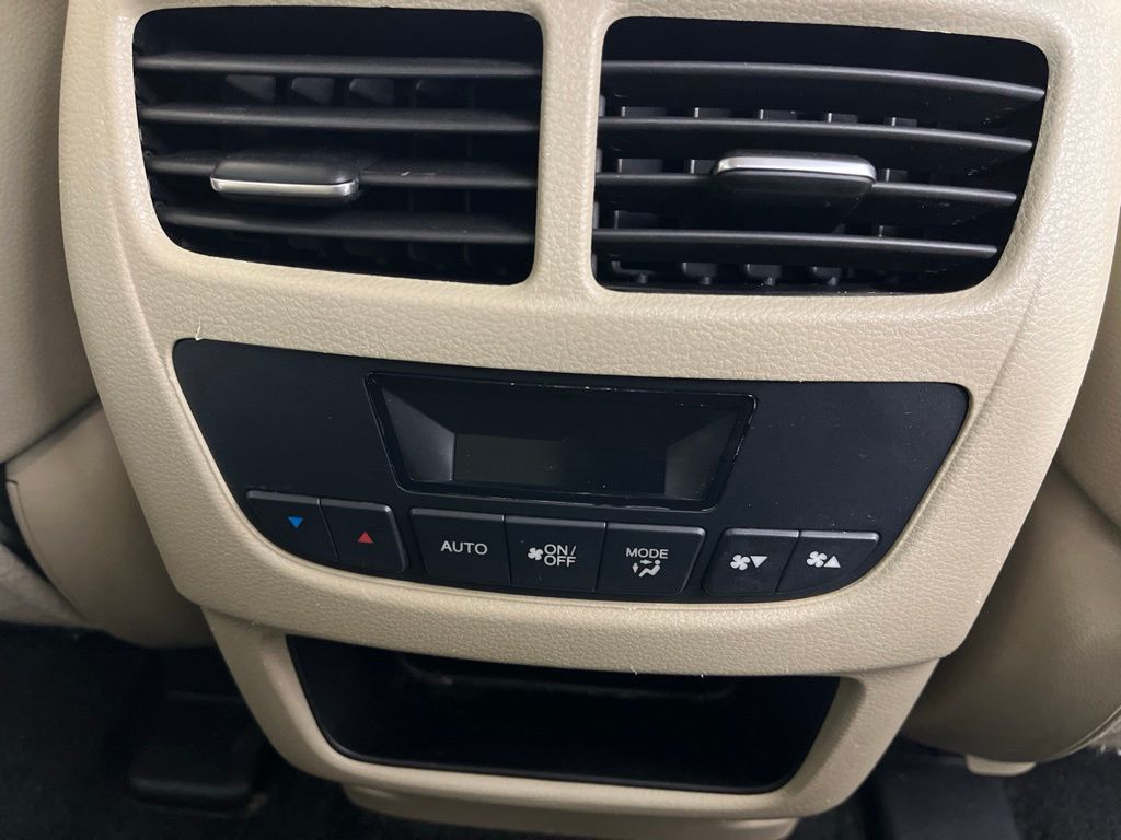 Thumbnail: 2016 Acura MDX - 9