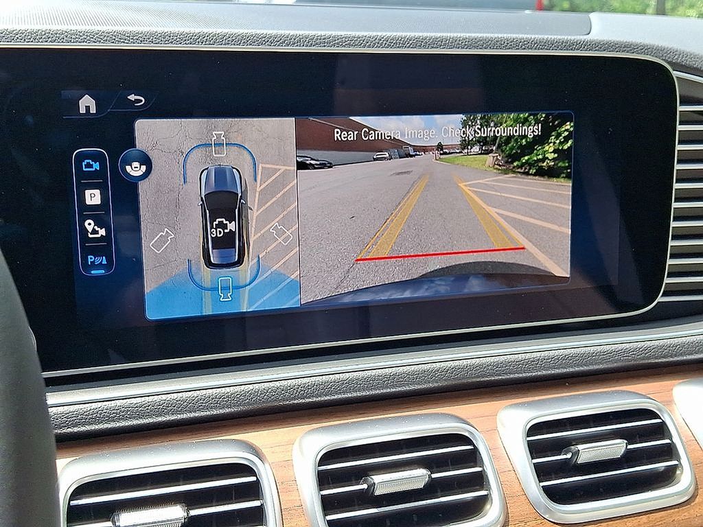 Thumbnail: 2025 Mercedes-Benz GLE - 15