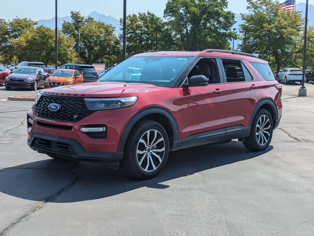 2021 Ford Explorer ST 9