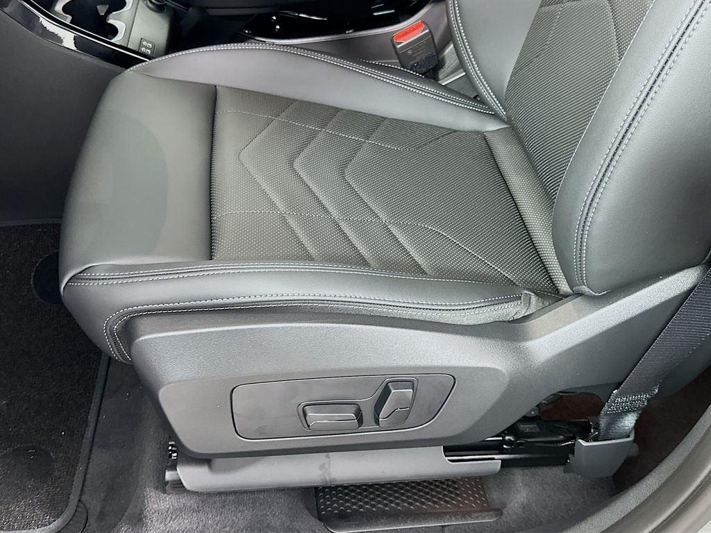 Thumbnail: 2026 BMW X1 - 21