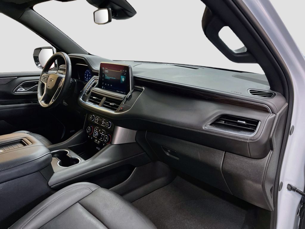 Used 2024 Summit White Chevrolet Z71 image 31