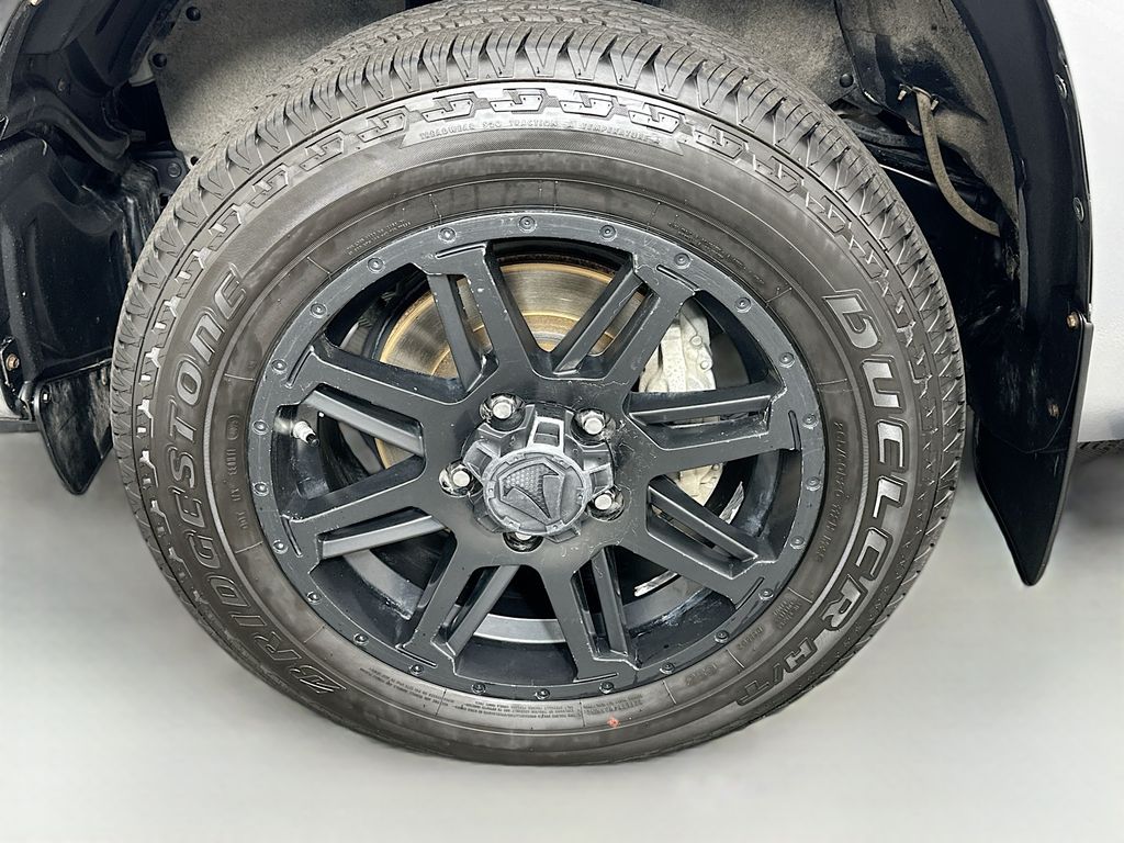 Thumbnail: 2020 Toyota Tundra - 30