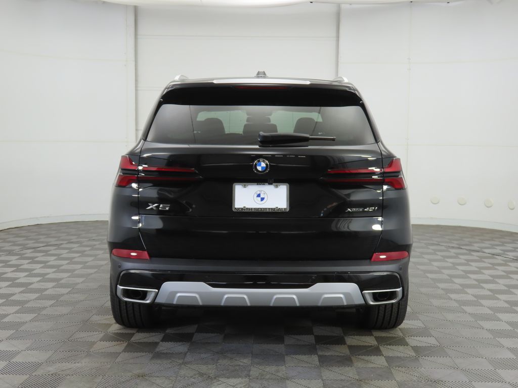 Used 2026 Black BMW xDrive40i image 6