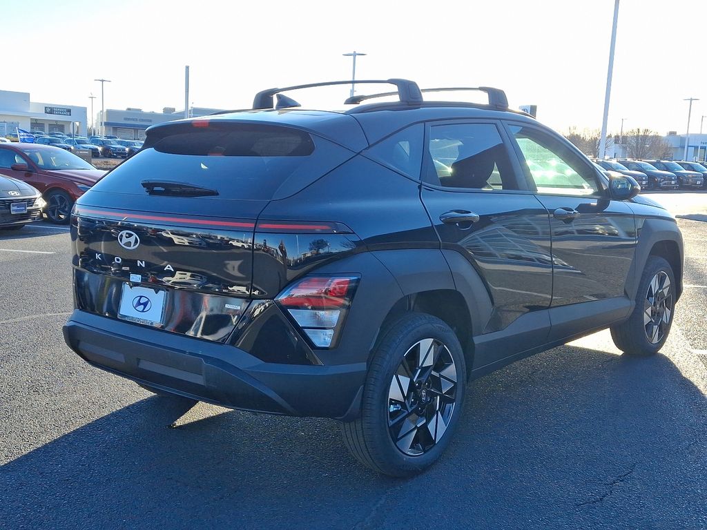 2025 Hyundai Kona SEL 4