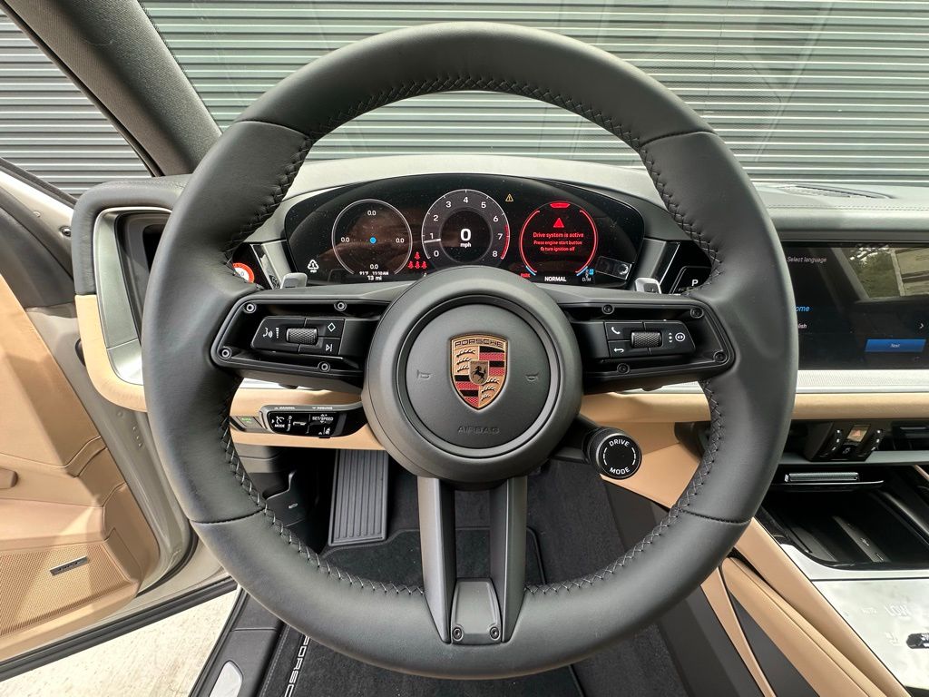 Thumbnail: 2025 Porsche Cayenne - 19