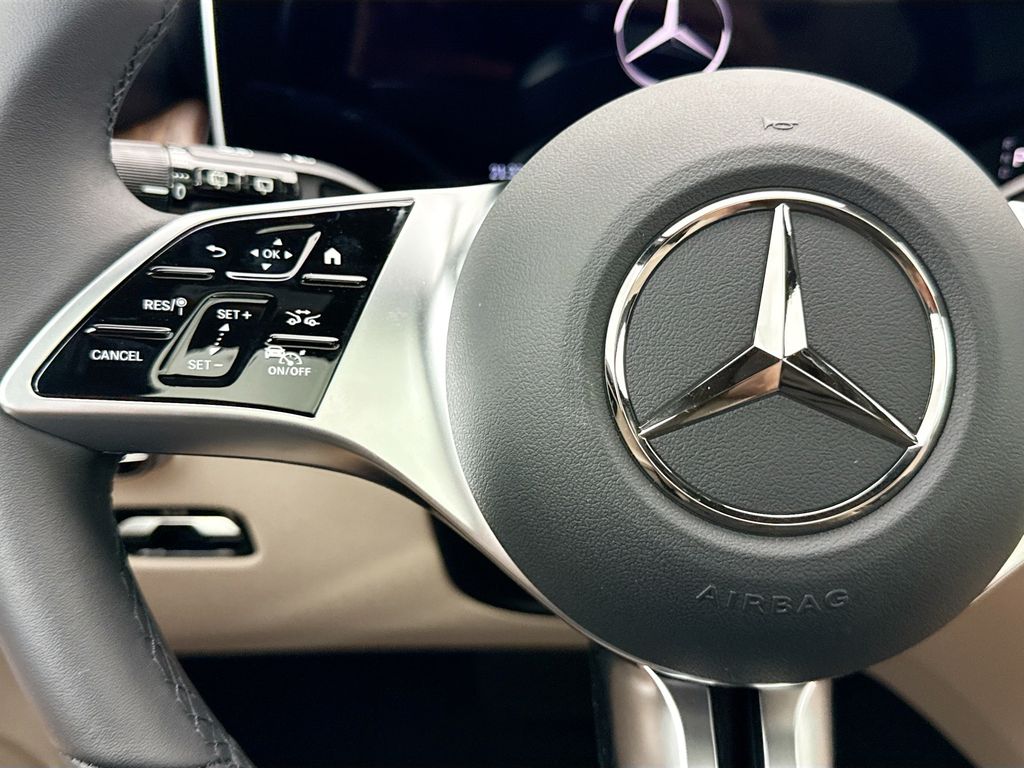 Thumbnail: 2026 Mercedes-Benz GLC - 11
