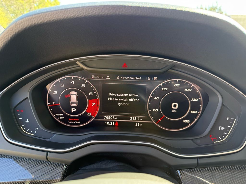 Thumbnail: 2019 Audi SQ5 - 16