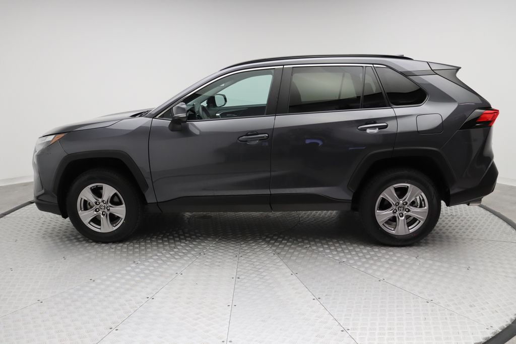 2023 Toyota RAV4 XLE 12