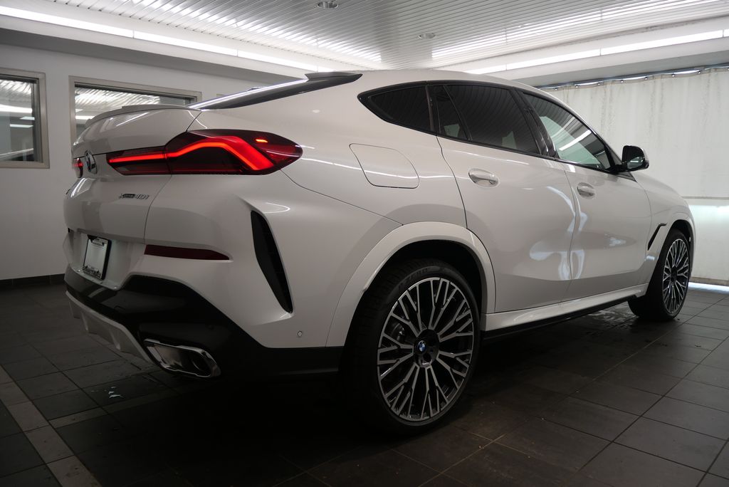 2025 BMW X6 xDrive40i 6