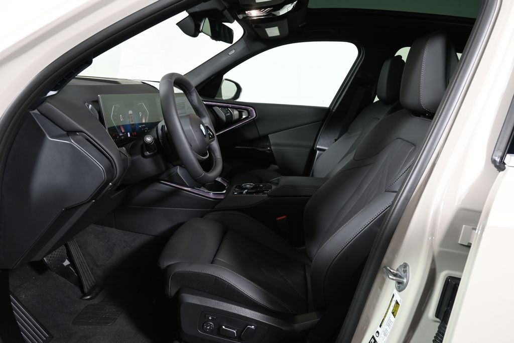 Thumbnail: 2026 BMW X3 - 3