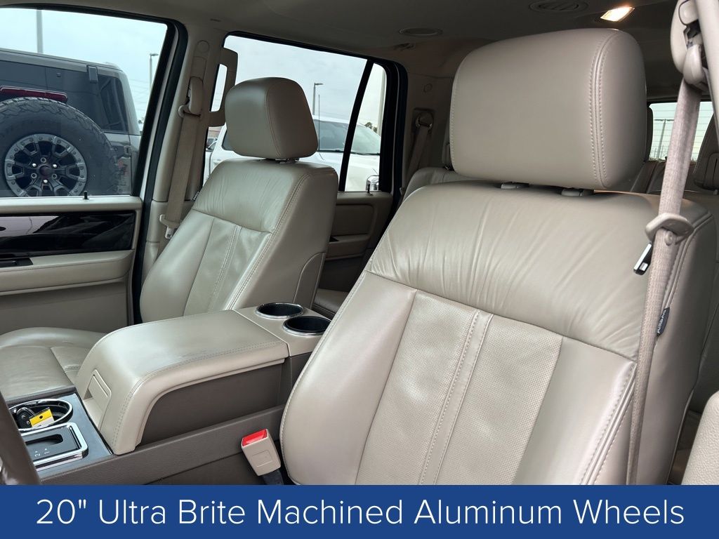 2017 Lincoln Navigator Select