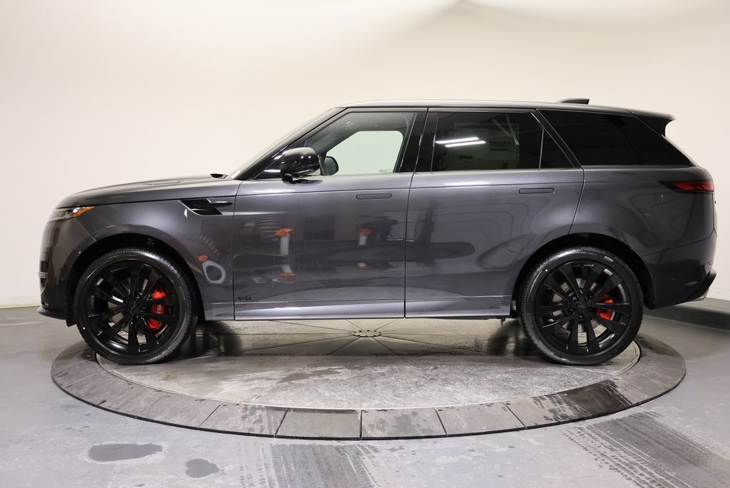 Thumbnail: 2026 Land Rover Range Rover Sport - 2