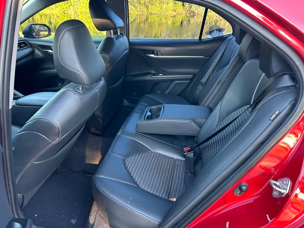 Thumbnail: 2019 Toyota Camry - 13