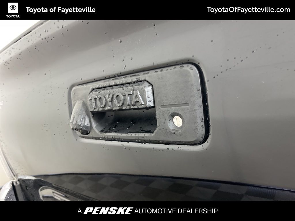 2022 Toyota Tacoma TRD Off-Road 19