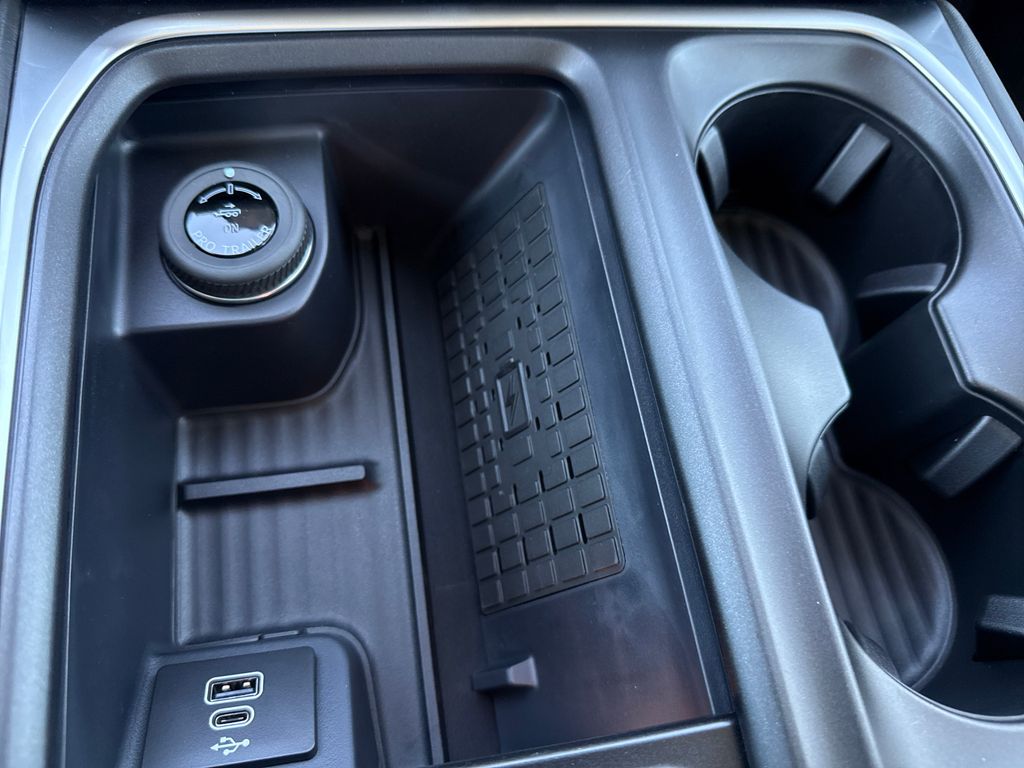 2025 Ford Expedition MAX photo 25