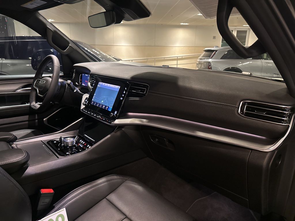 Used Car 2024 Jeep Wagoneer L  Series Ii For Sale Under $60,000 In Austin, Texas