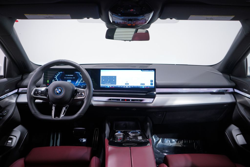 Thumbnail: 2024 BMW i5 - 10