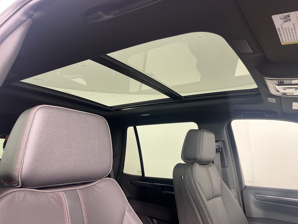 Thumbnail: 2026 Chevrolet Tahoe - 6