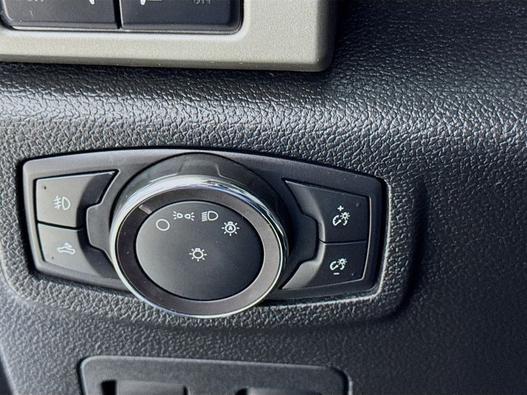 Used Car 2018 Ford F-150  Lariat For Sale Under $30,000 In Austin, Texas