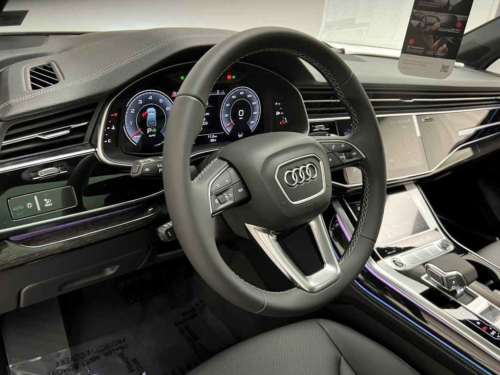 Thumbnail: 2026 Audi Q7 - 23