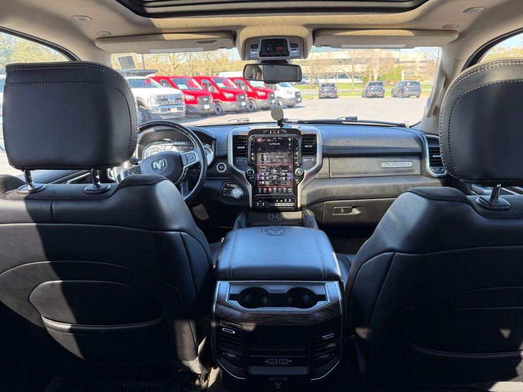 2020 Ram 1500 Laramie Crew Cab 4x4 5'7" Box