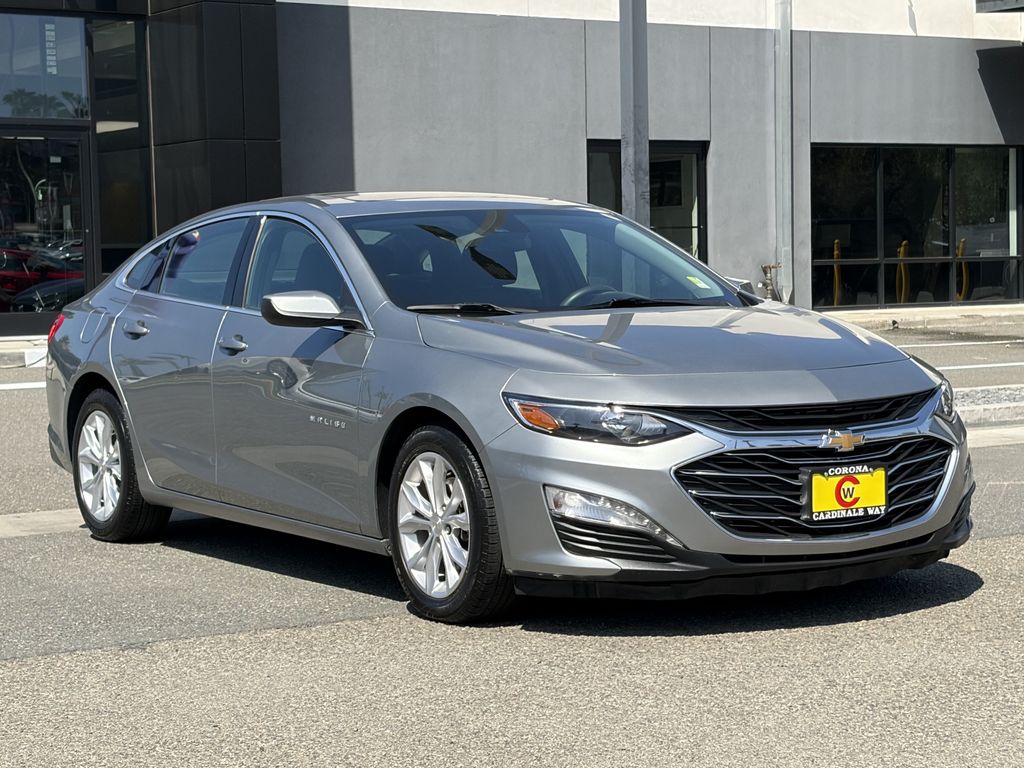 Sterling Gray Metallic 2024 Chevrolet Malibu Sedan Front-Wheel Drive Continuously Variable Transmission