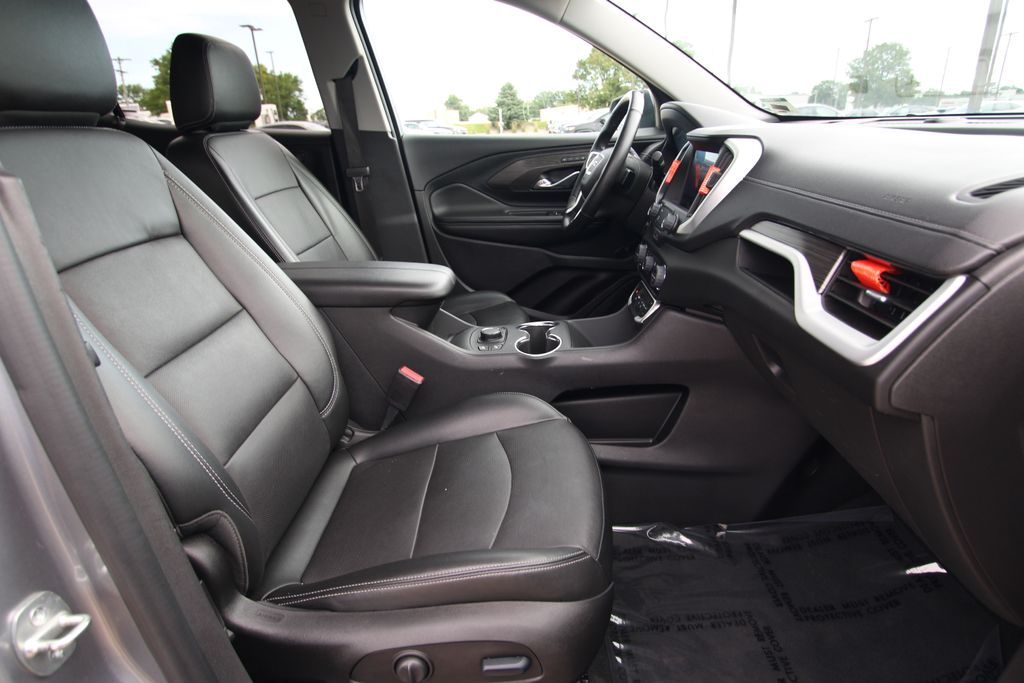 Used 2024 GMC Terrain SUV