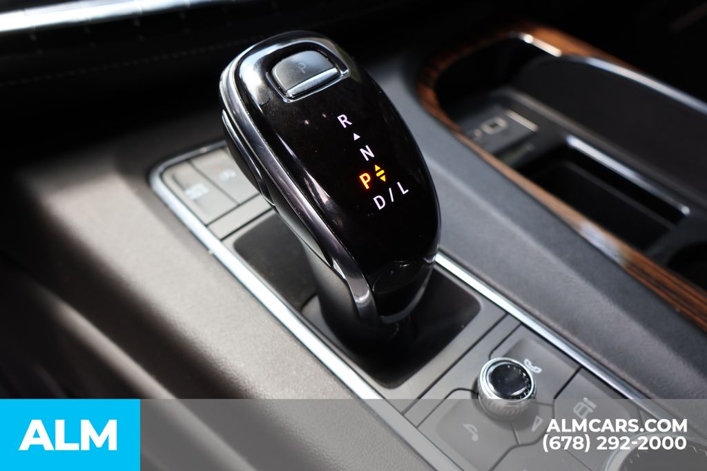 Used 2023 Black Cadillac Luxury image 34
