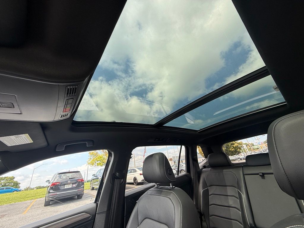 2022 Volkswagen Tiguan 2.0T SEL R-Line Black at Subaru and VW of Moon Township
