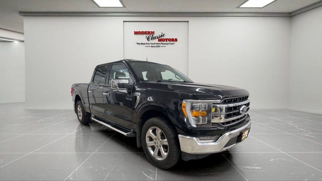 Black 2022 Ford F-150 Lariat SuperCrew 4WD Pickup Truck Four-Wheel Drive Automatic