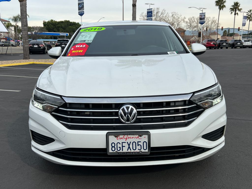 Thumbnail: 2019 Volkswagen Jetta - 2