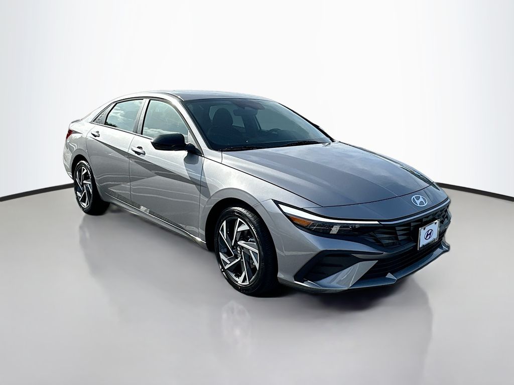 Thumbnail: 2025 Hyundai Elantra - 3