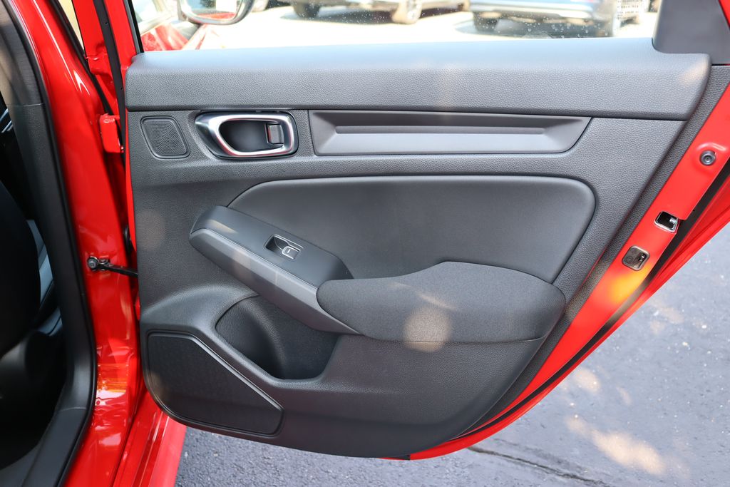 2025 Honda Civic Sport 14