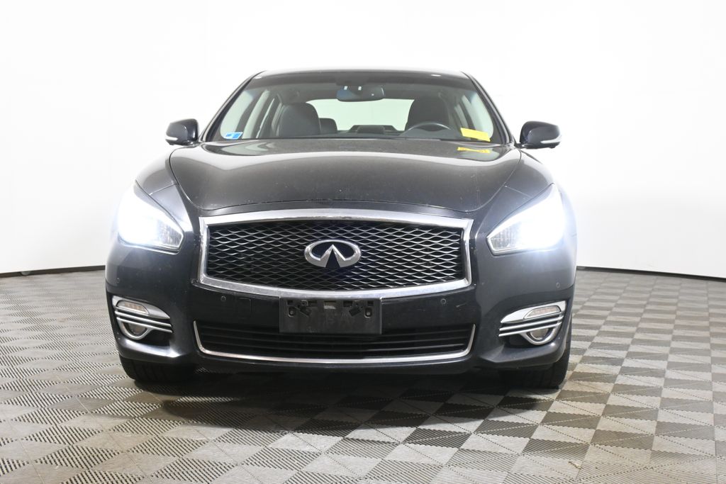 Thumbnail: 2019 INFINITI Q70 - 10