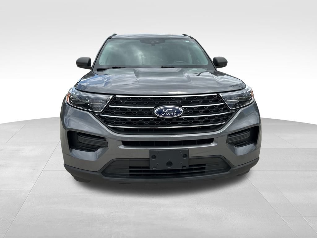 2021 Ford Explorer XLT 2