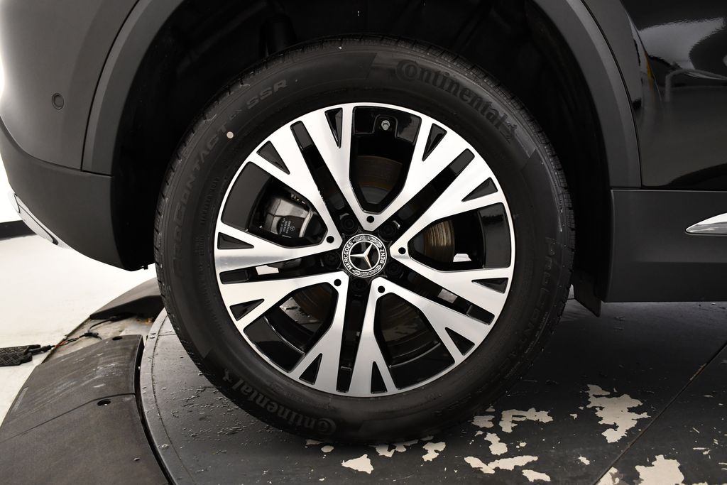 Thumbnail: 2025 Mercedes-Benz GLA - 15