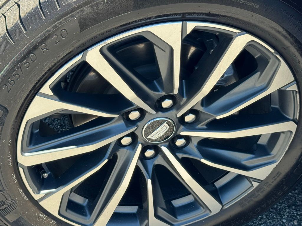 2024 Cadillac LYRIQ Sport Crystal White - Jim Hudson Acura - Image 13