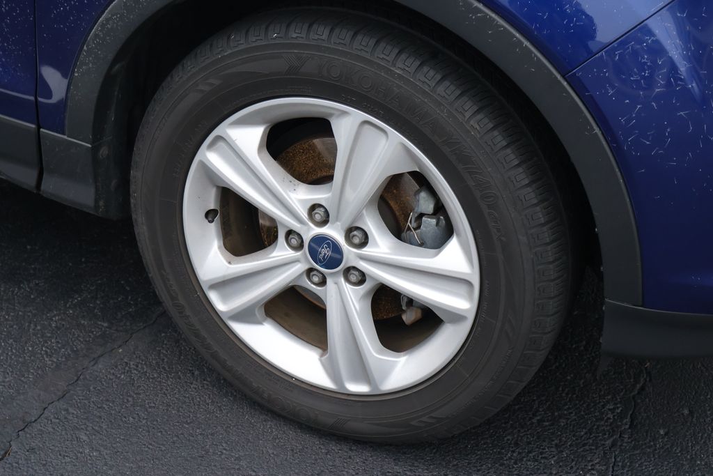 Thumbnail: 2013 Ford Escape - 5