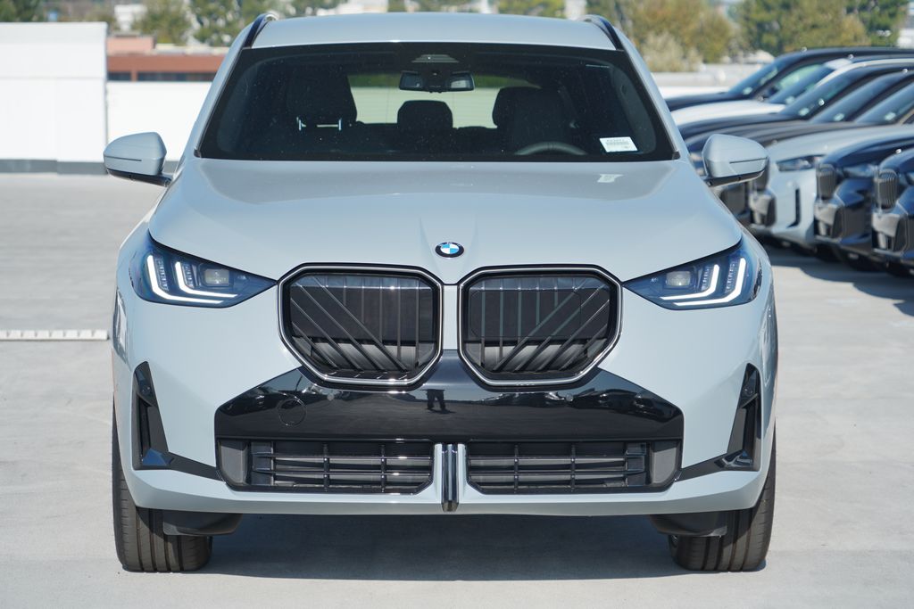 Thumbnail: 2026 BMW X3 - 2