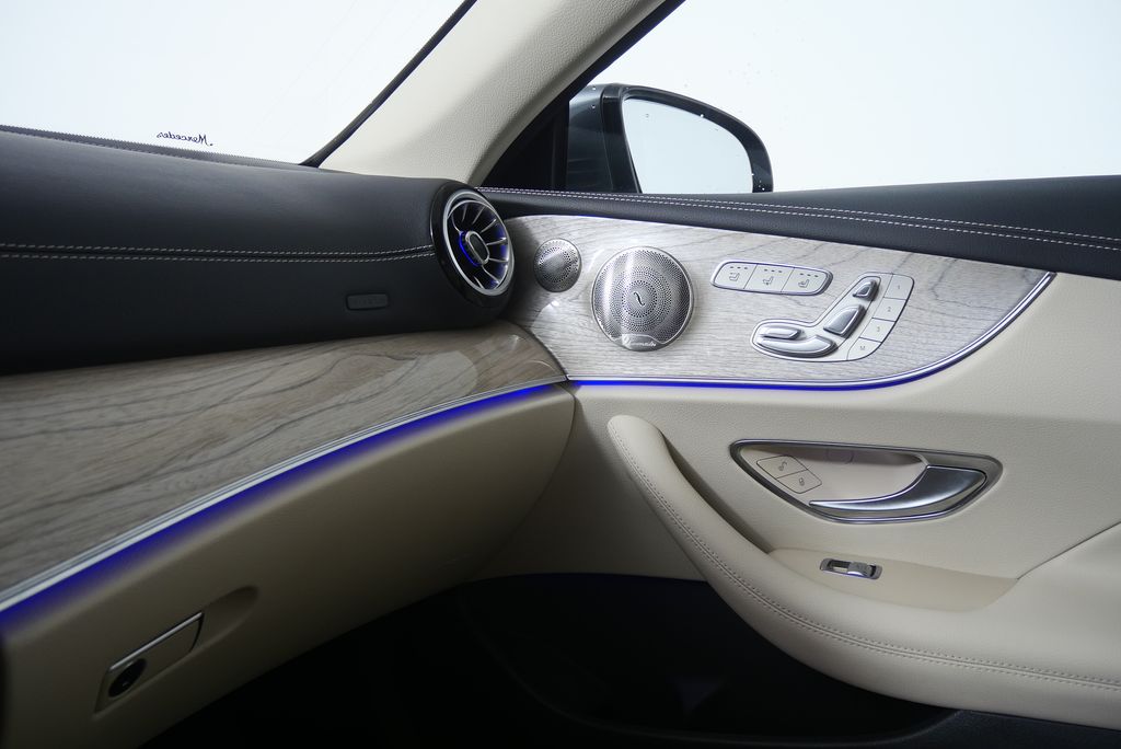 Thumbnail: 2023 Mercedes-Benz E-Class - 29