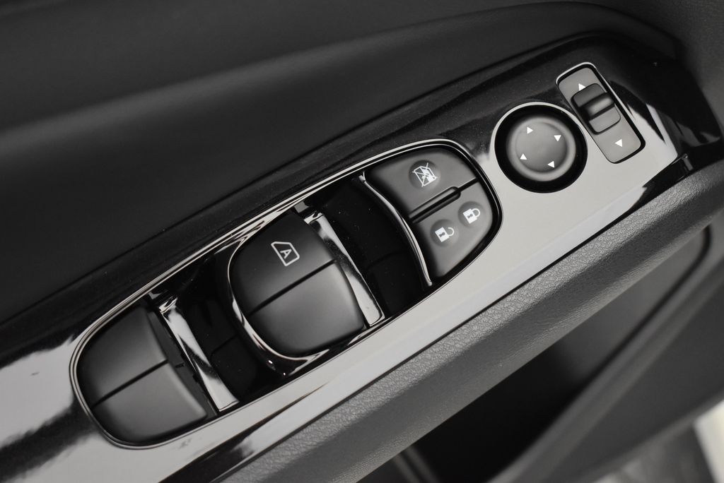 Thumbnail: 2025 Nissan Altima - 13