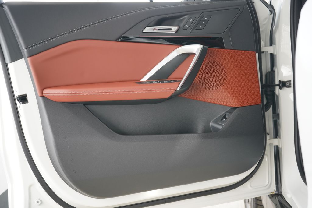 Thumbnail: 2026 BMW X1 - 8