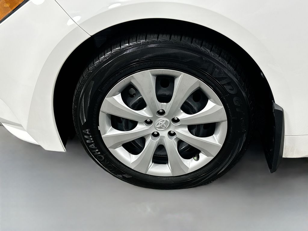 Thumbnail: 2024 Toyota Corolla - 29